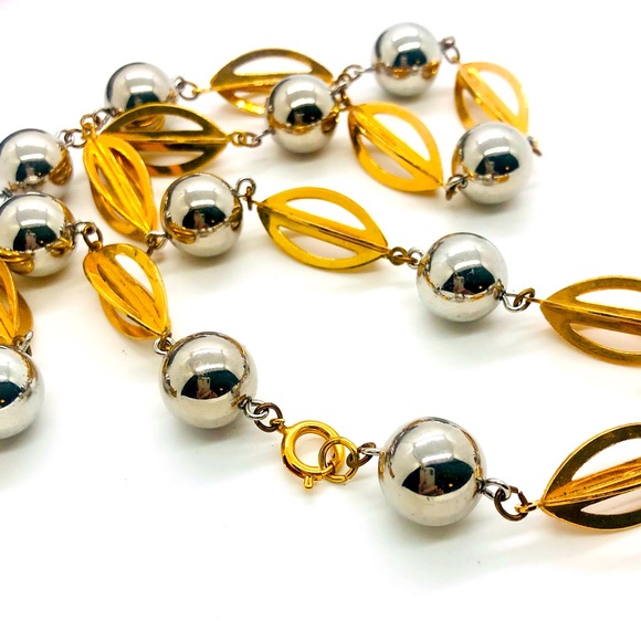 Vintage Modernist Necklace - Picture 6 of 9